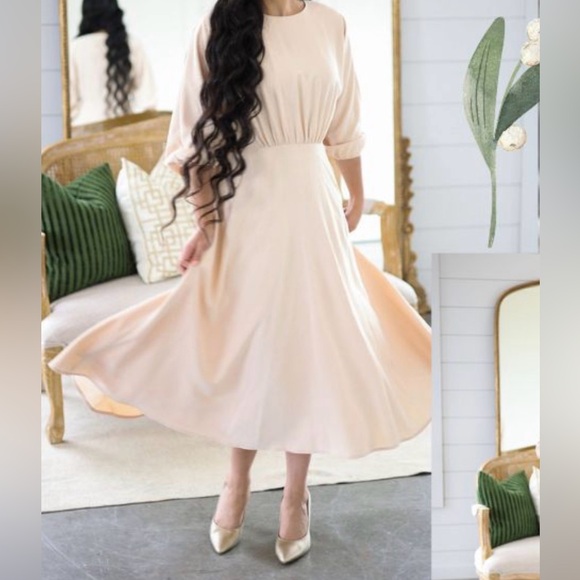 NWT Dainty Jewells ‘Time for a Toast’ Dress - Classic Cream - Size Small - Picture 2 of 8